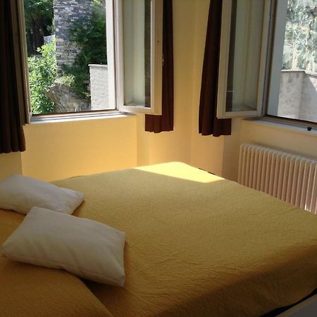 Larius Apartment Parking Carate Urio Εξωτερικό φωτογραφία
