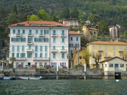 Larius Apartment Parking Carate Urio Εξωτερικό φωτογραφία